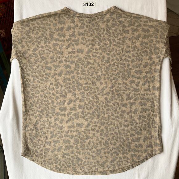 Buffalo by DavidBitton Women Long Sleeve Crewneck Knit Blouse size S,Leopard Tan - Picture 7 of 7